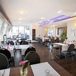 Loft Hotel 3*