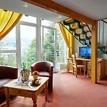 Loft 3*